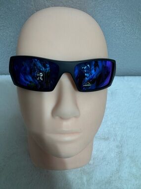 Oakley Black Frame Sunglasses with Blue Mirrored Lenses